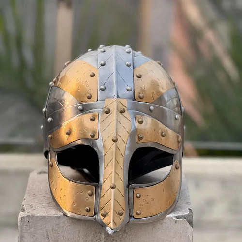 Casque nasal viking médiéval