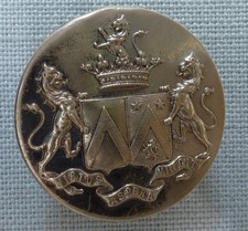 Bouton de livrée -Famille Brossin de Méré+ autre -diamètre 31 mm