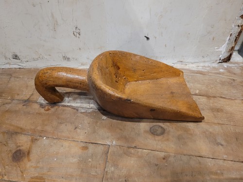 Ancienne pelle ecremer - ancienne,