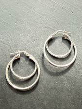 Ancienne Paire De Boucle