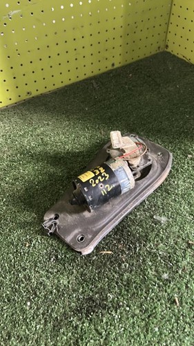 Moteur essuie glace avant