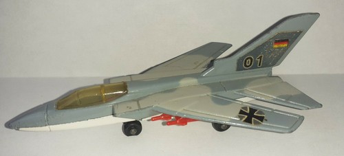 Véhicule miniature avion - miniature,
