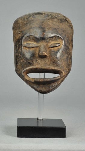Rare masque anthopomorphe
