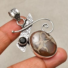 Pendentif bijoux fait main en