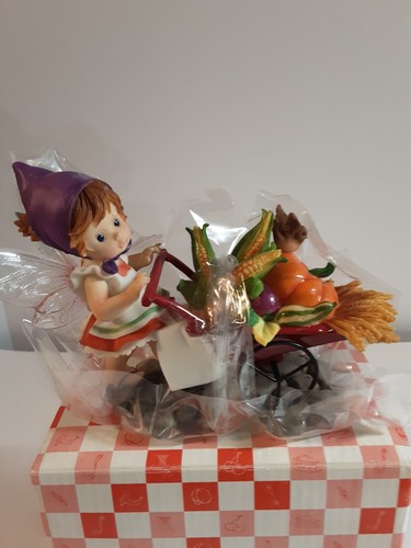 Enesco little kitchen - my,