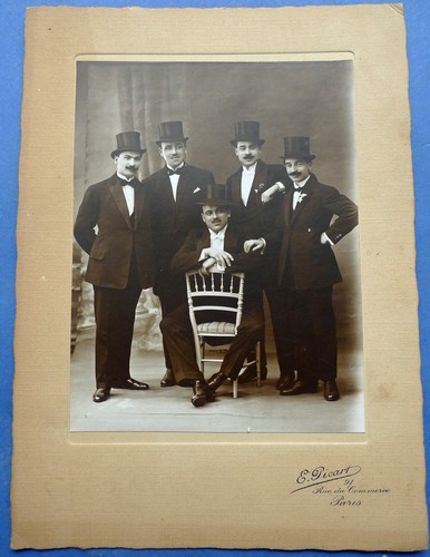 Hommes élégants haut de - en,