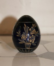 Oeuf en cristal bleu nuit