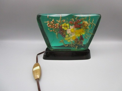 Lampe vintage résine a - en,