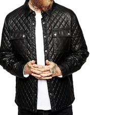 Veste noire boutonnée