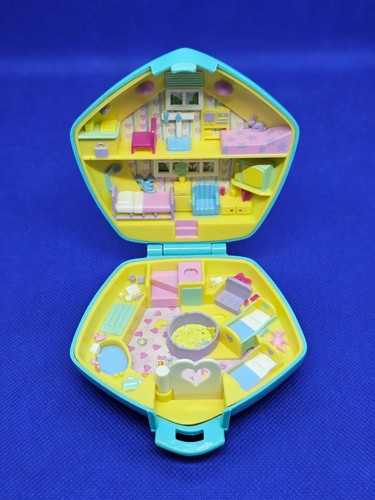 Polly pocket the - polly,