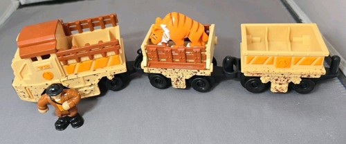 Geotrax p8968 dusty - geotrax, bones