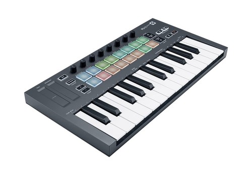 Novation flkey mini portable - -,