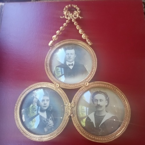 Rare cadre ancien triple - ancien,