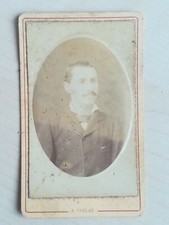 UF195 CDV Photo circa 1900 jeune homme moustache buste Studio Perlat Poitiers
