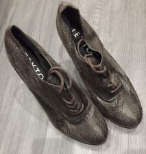 bottines low boots marron imprime serpent texto pointure 38 tres bon etat fashio