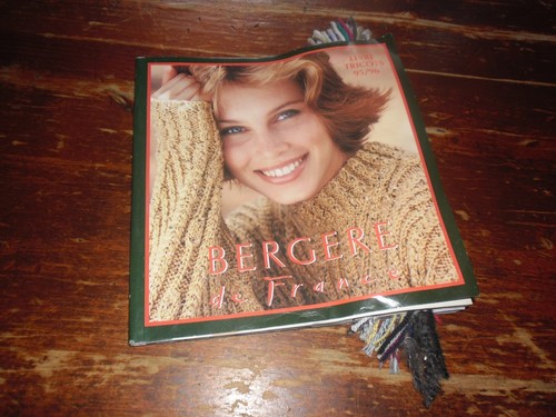 Voir ancien livre tricots - a, !!