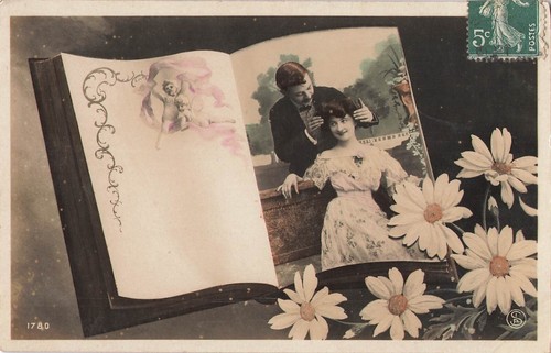 Livre ouvert sur couple - cp,