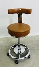 Tabouret De Traitement Brun