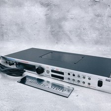 Roland XV-5050 Synthétiseur
