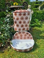 ANCIENNE FONTAINE EMAILLEE