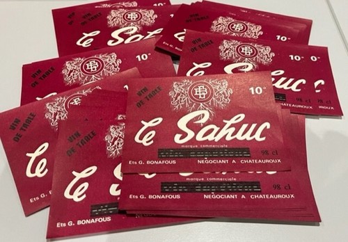 Lot 100 étiquettes vin - ,