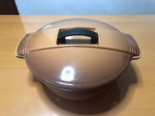 grosse cocotte en fonte LE CREUSET ronde marron / 29