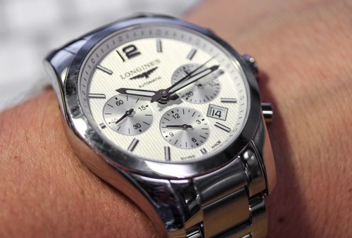 Chronographe longines conquest - chronographe,