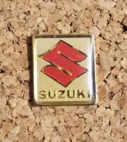 Pin suzuki motors - pin's, moto