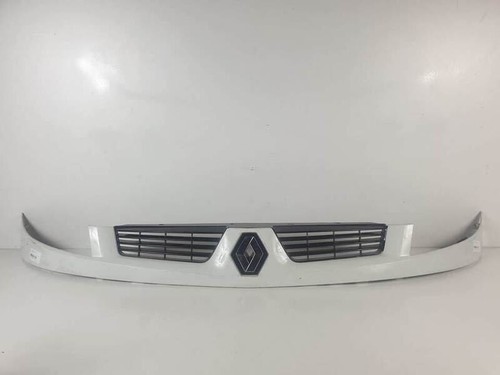 8200150629 grille gauche capot