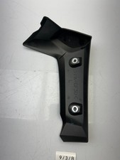 Ecope de radiateur gauche