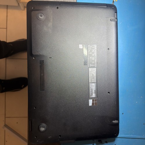 Plasturgie inférieur asus