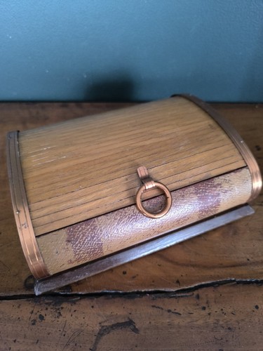 Ancienne boîte bois - ancienne, en