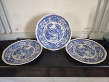Trois assiettes Villeroy &