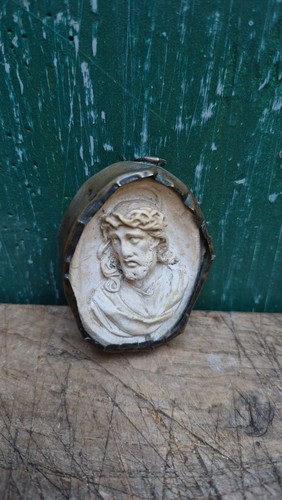 Médaillon ancien christ - médaillon,