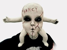 Effrayant Bébé Masque Latex