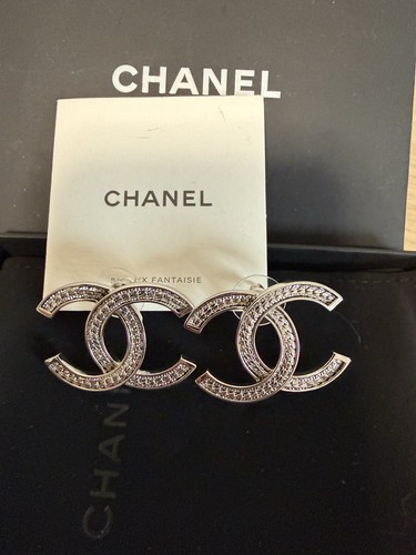 Boucles oreille chanel neuf - oreille,