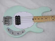 Sterling par MUSIC MAN