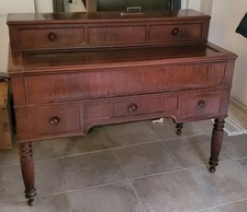 Bureau coffre Louis Philippe à gradin