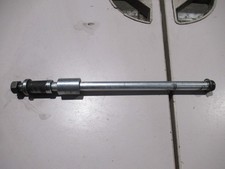 Axe roue arrière (Yamaha - Tw