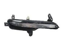 Feu diurne avant gauche