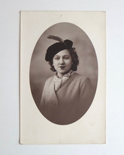 Jolie jeune femme portrait