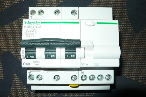 Disjoncteur differentiel tetra - differentiel,