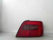 Feu arriere principal droit