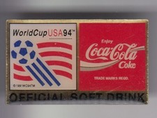 RARE PINS PIN'S .. COCA COLA COKE FOOTBALL SOCCER AMERICA WORLD CUP USA 1994 ~18