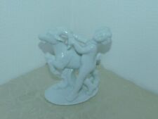Porcelaine Figurine " Chérubin Avec Bouc " Porcelaine Blanche Marqué 5012
