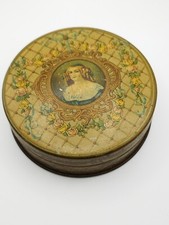 Ancienne boite metal tole lithographiée chocolat ROYAT Marquise de Sévigné