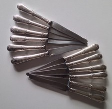 Série 12 couteaux manche