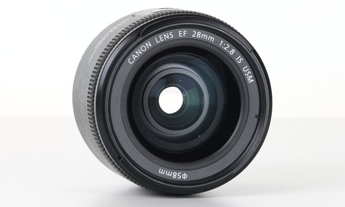 Canon 28mm is usm - f2.8,