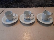 LOT DE 3 TASSES ET SOUS-TASSES