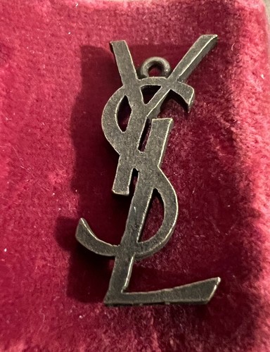 Yves saint laurent pendentif - yves,